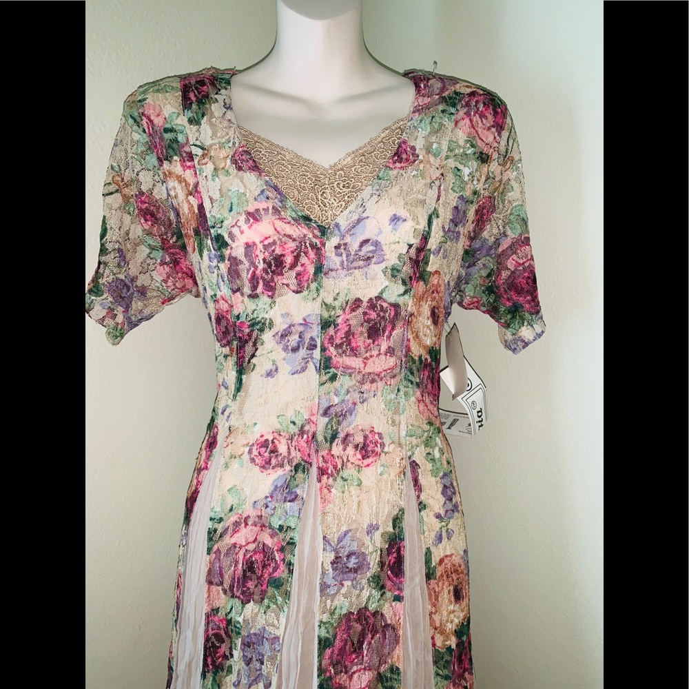 NWT💫 Beautiful 90s vintage floral lace boho dress - Picture 5 of 8